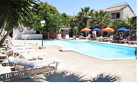 Miranta Hotel Aegina